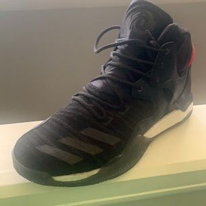Basketball sneakers